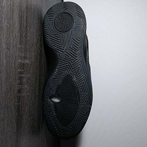 Nike kyrie flytrap 2 black and gold - Picture 4 of 4